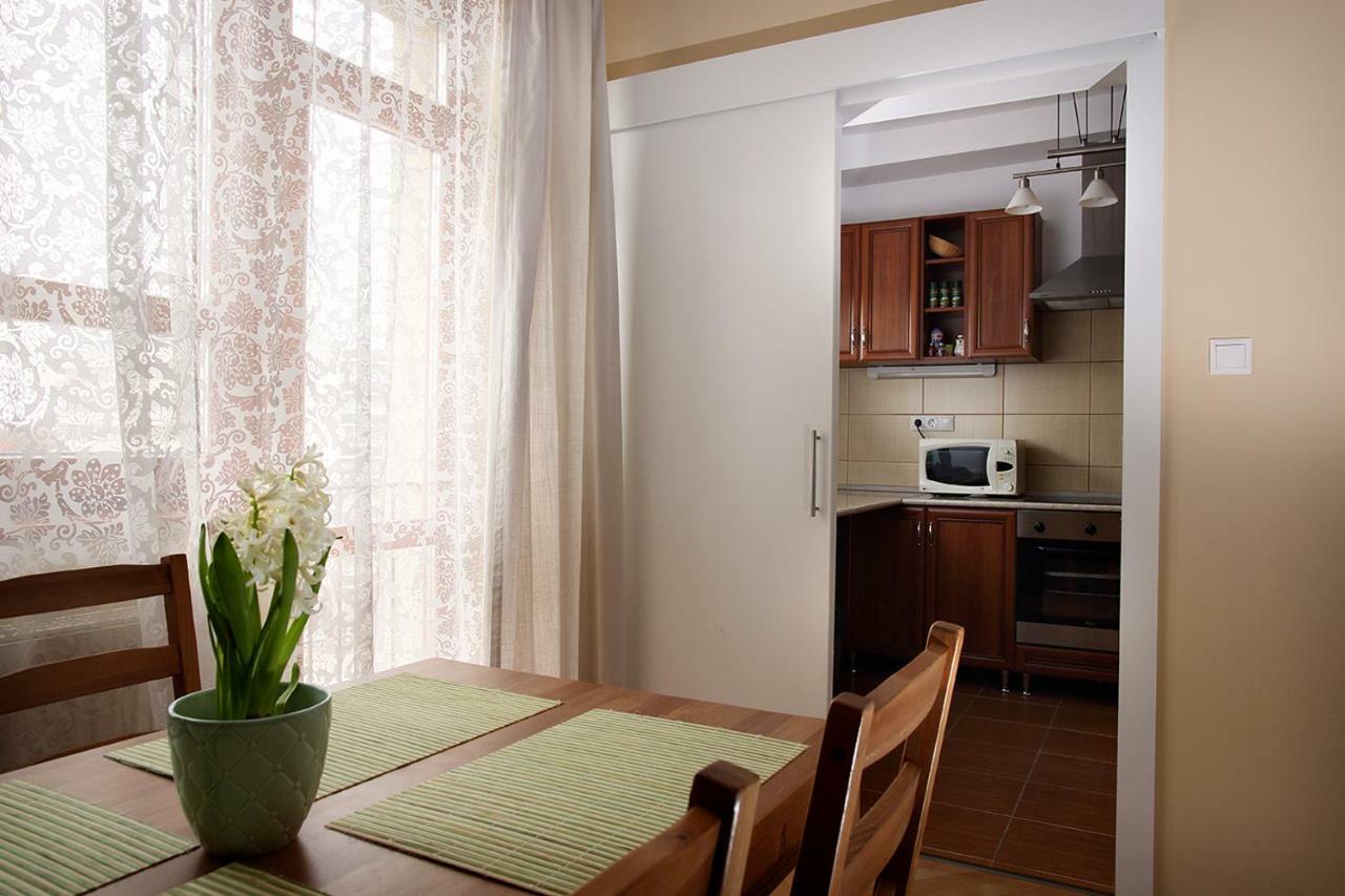 Ecomfort Apartment Kecskemet Bagian luar foto